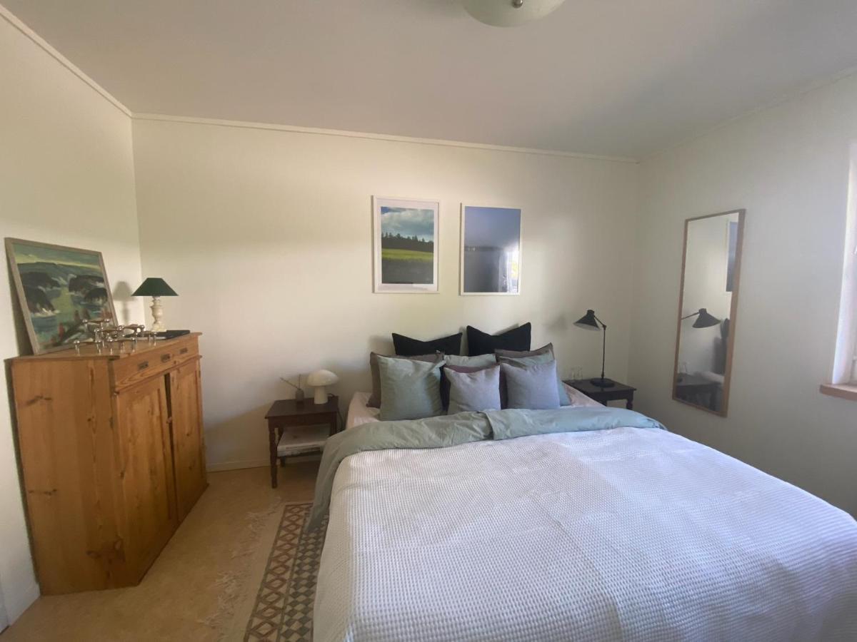 Apartment Right Next To The Golf Course And With The Ocean Just Around The Corner Ljungskile Εξωτερικό φωτογραφία