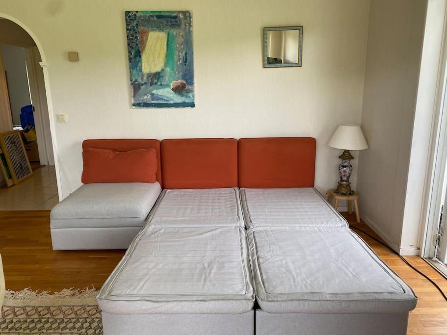 Apartment Right Next To The Golf Course And With The Ocean Just Around The Corner Ljungskile Εξωτερικό φωτογραφία